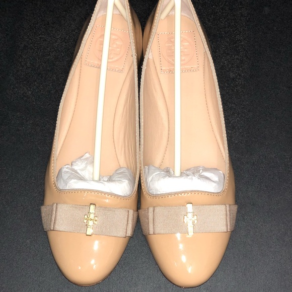 Tory Burch nude flats, brand new w/o tag, leather - Picture 2 of 6